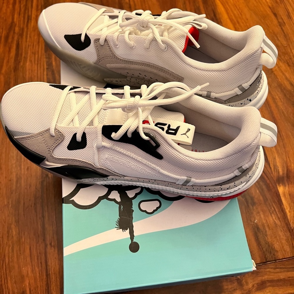 Puma Men's White, Black, and Red Sneakers